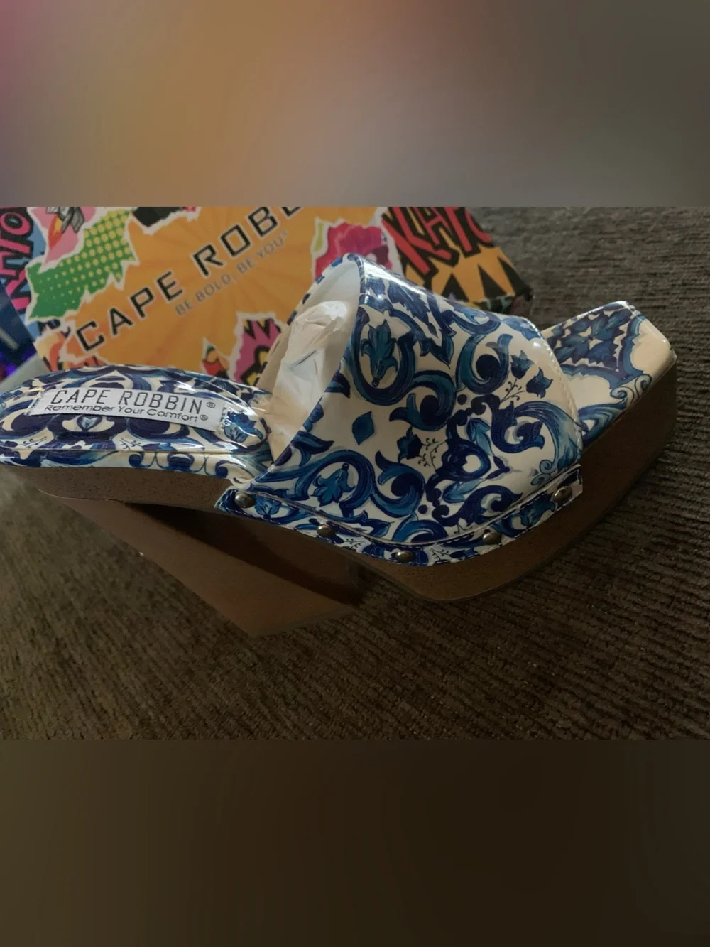 Cape Robbin Moika platform wedge sandals